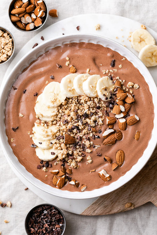 Delicious and Healthy Chocolate Smoothie Bowl